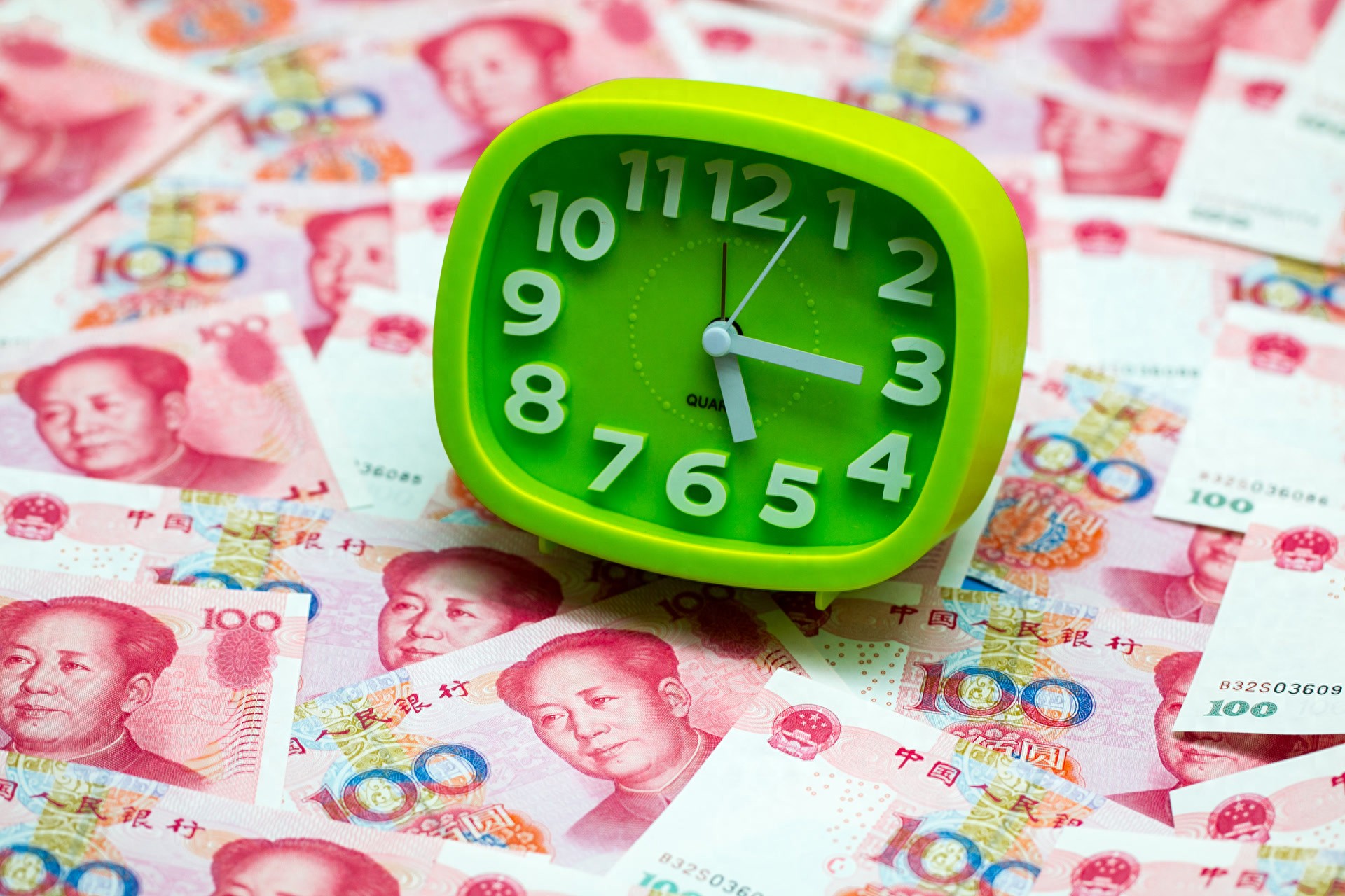 保费测算_银行存款利率下调_保险预定利率下调至2.5%