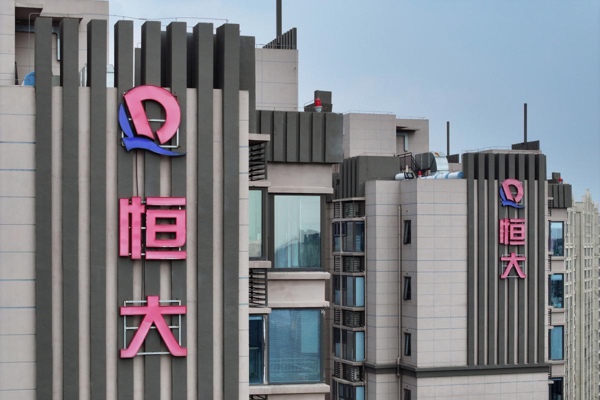 许家印带领恒大多板块重返资本市场_恒大健康股票007080_恒大港交所复牌首日股价暴跌