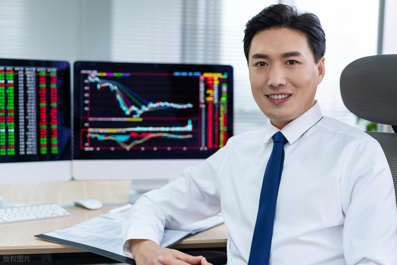 摩根大通2026年黄金价格预测上调6300美元_黄金价格2026_央行购买黄金需求增长