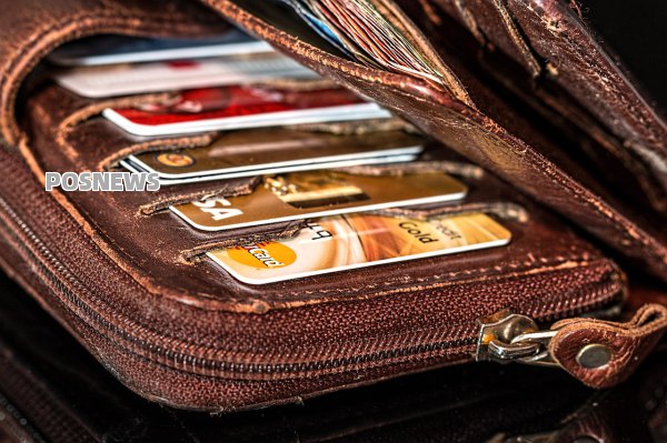 哪些银行减免信用卡部分服务费(银行免费减免)-第2张图片-POS资讯网