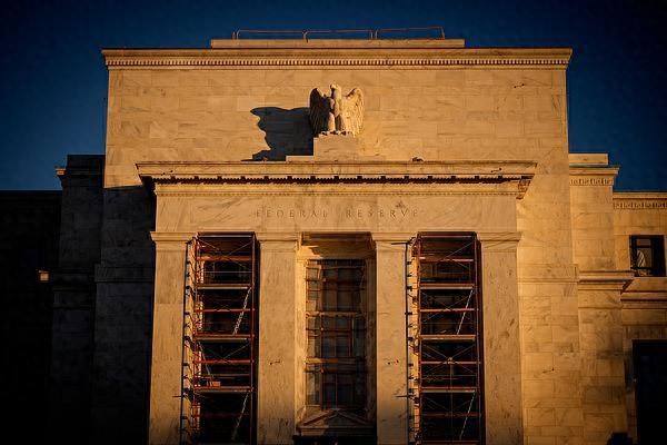 美联储六次降息，经济前景不明就业下行风险增加