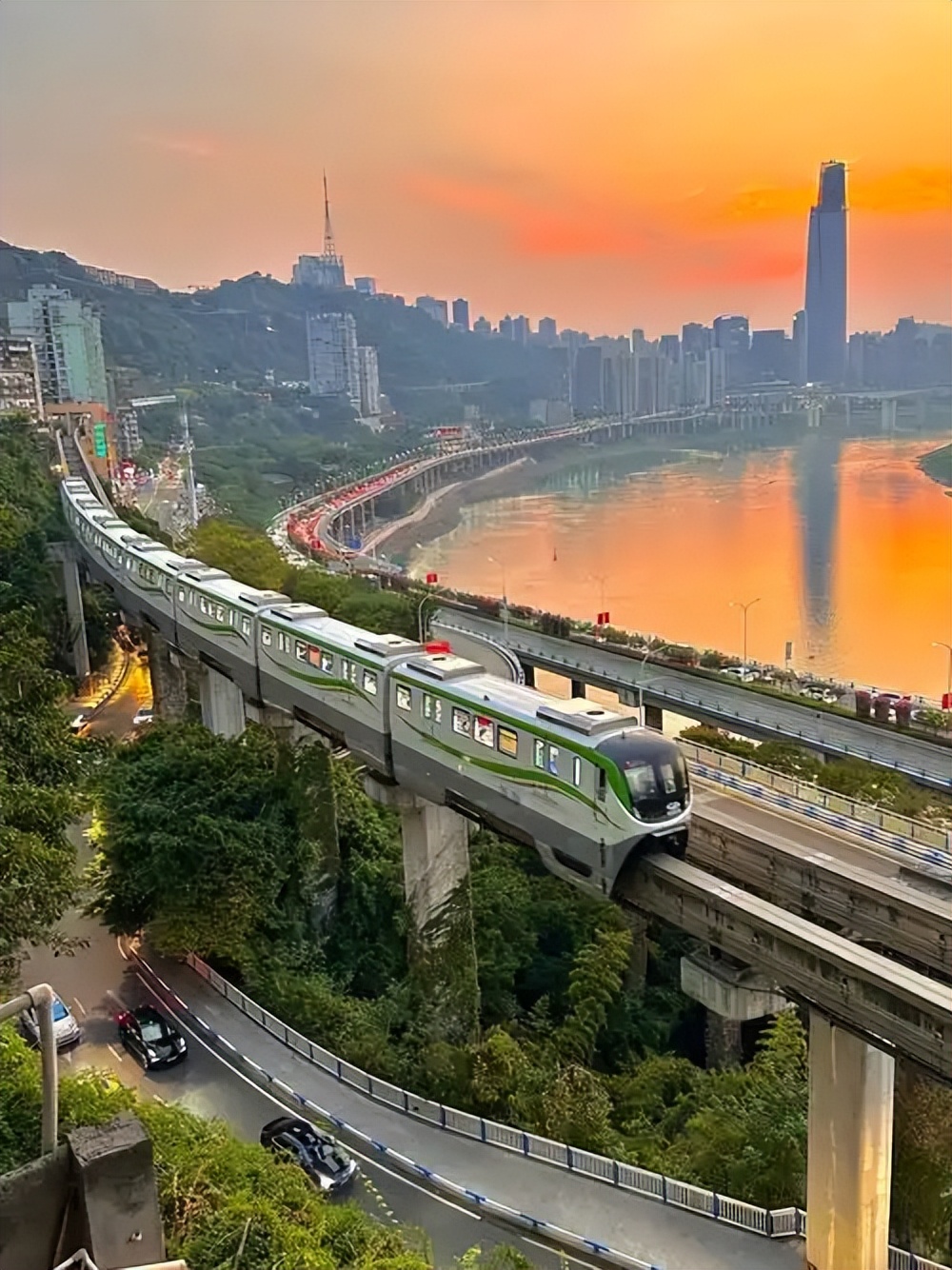 西部超级工程_川藏铁路新藏铁路雅鲁藏布江超级水电站_西部大开发巨额资金从哪里来